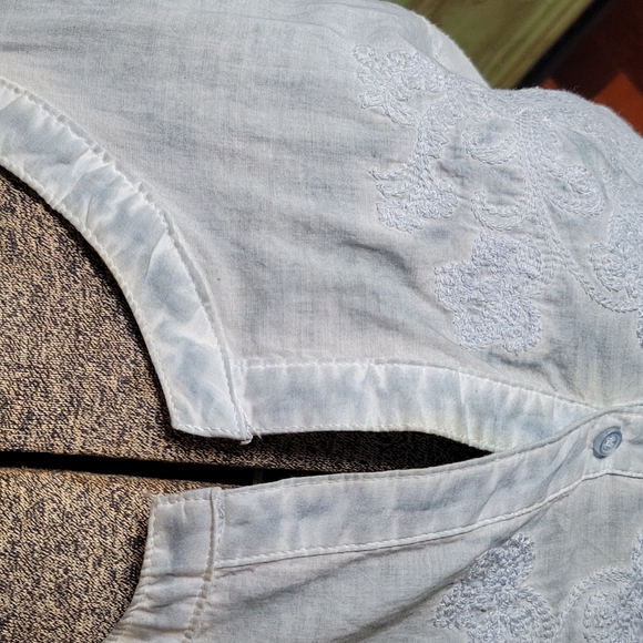 rxb Sleevess Lt Blue Floral Buttin Down Top M - Picture 6 of 9